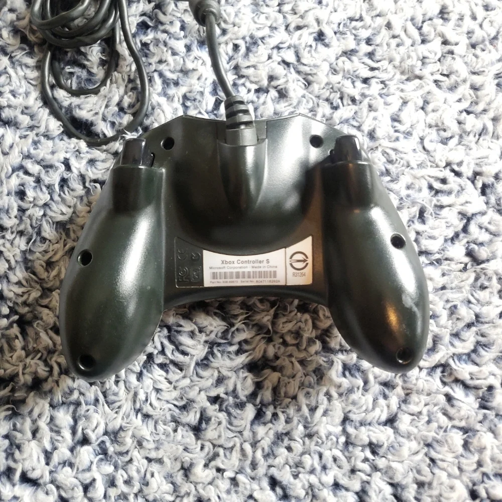 Microsoft X0869873 Xbox Game Controller S w/ Cord - Black